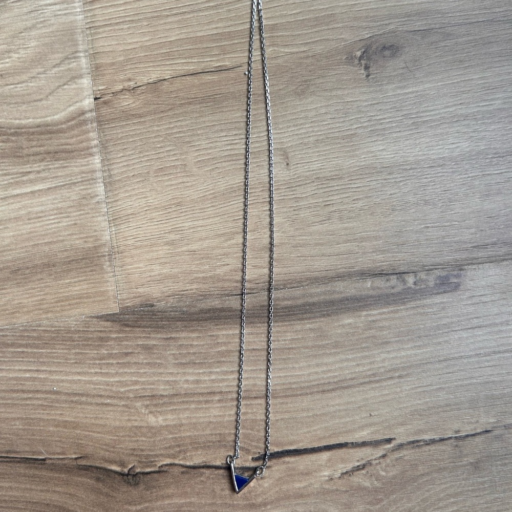 Elegant Silver Necklace with Blue Pendant